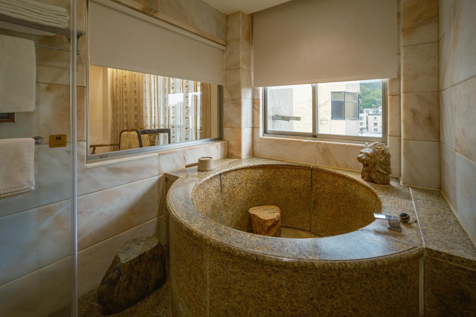 Grand Pleasure Spring Hotel تايبيه المظهر الخارجي الصورة